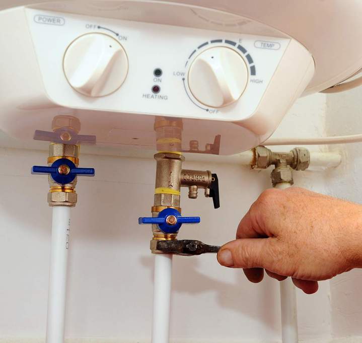 Installation de chauffe-eau Champs-sur-Marne